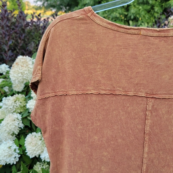 American Able V Neck Mineral Washed Rust color cap sleeve t-shirt size S… - Picture 7 of 8